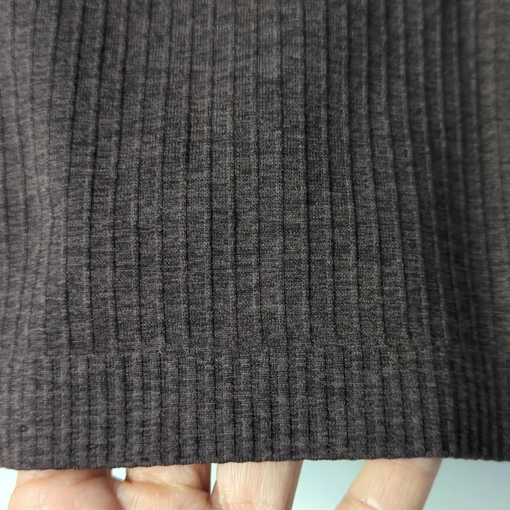Lululemon Ebb to Street Cropped Racerback Tank Top Espresso - Size 4 - Picture 6 of 9